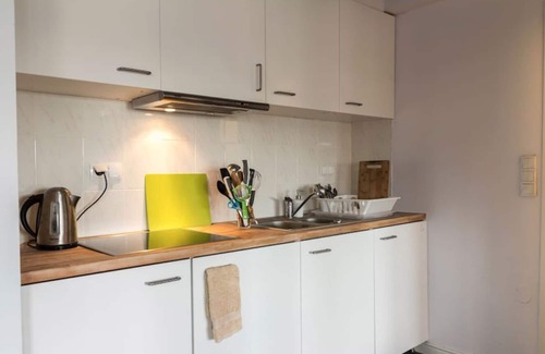 Mokotow Condominio | A modern city apartment with good views.