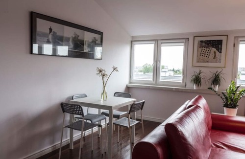 Mokotow Condominio | A modern city apartment with good views.