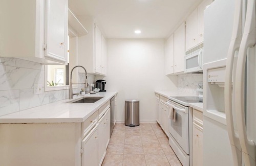 George Bush Park/Eldridge Casa | A Modern & Cozy Townhome with good vibes