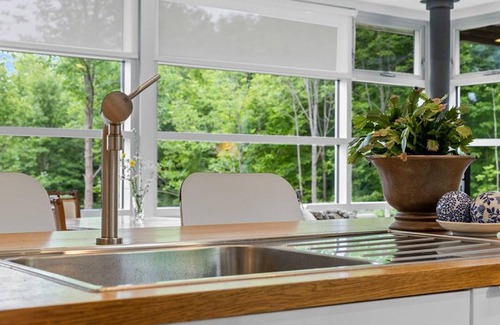 Grey Highlands Casa | A Modern Home on Top of the Beaver Valley with Direct Access to the Bruce Trail.