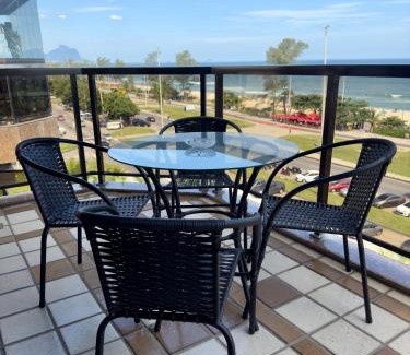 Recreio dos Bandeirantes Apartamento | A Modern Paradise by The Seaside