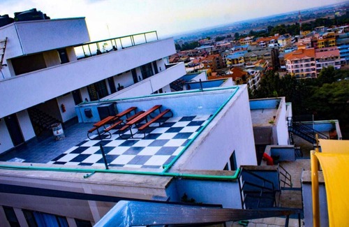 Nairobi Apartamento | A modern studio with terraces for a good view