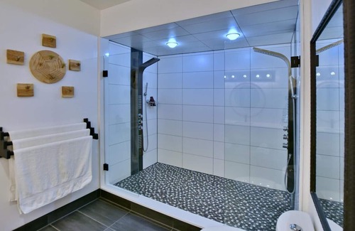 Stayner Chalet De Esquí | A One of a Kind Family Retreat