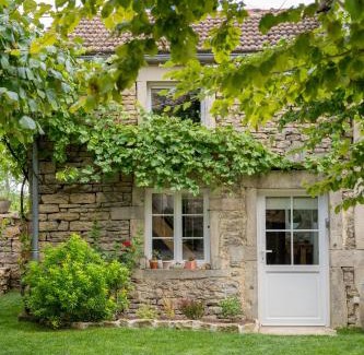 Chaux Casa | A PAS DE LOUP, Maison de charme sur domaine viticole