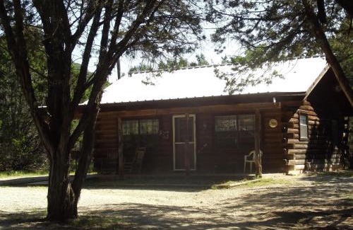 Vanderpool Otro | A Peace of Heaven Cabins and RV