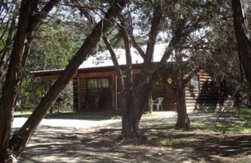 Vanderpool Cabina | A Peace of Heaven LOG Cabins & RV- Cabin #3
