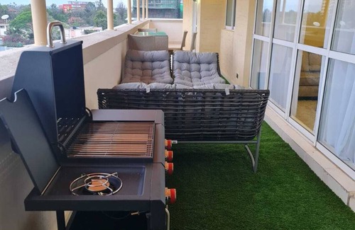 Kilimani Apartamento | Un apartamento con hermosas vistas.