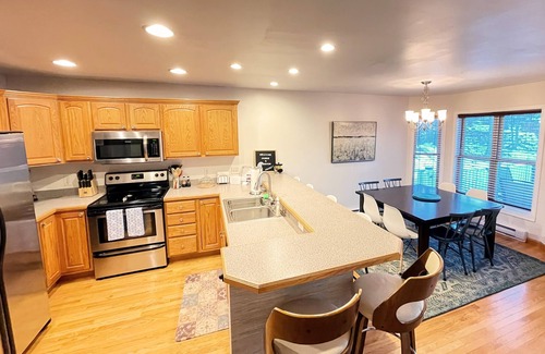 Gouldsboro Casa | A Perfect Getaway: Hot Tub ~ Pinball ~Game Room ~ Pet Friendly ~ Remote Office
