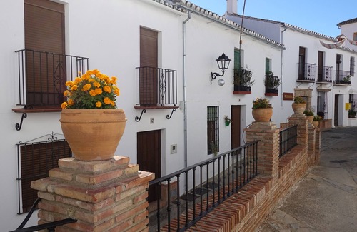Cartajima Casa | Unas vacaciones perfectas (hermosas montañas y zona, cerca de Ronda y de la playa).