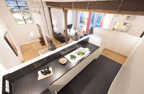 Saint-Merri Apartamento | A PERFECT HOME FOR ART ENTHUSIASTS & URBAN EXPLORERS ,PRIVATE PATIO AT LE MARAIS