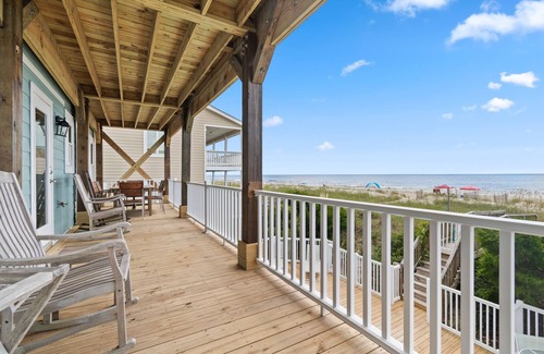 Holden Beach Casa | "A Perfect Landing" is a 6 Bedroom / 6.5 Bath Home w/ Private Pool & Elevator.