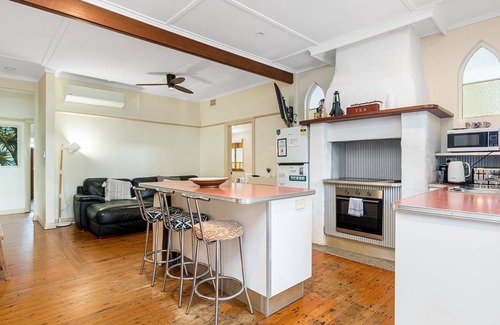 Byron Bay Cabaña | A Perfect Stay - Byron Surf Cottage