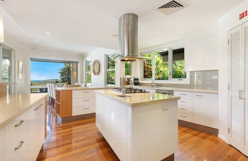 Ewingsdale Villa | A PERFECT STAY - Villa Laurenne