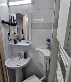 Pitesti Apartamento | A place that feels like home away from home - Tony's Studios Comfort