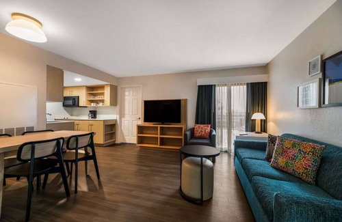 Florida Central Atlantic Coast Hotel | A Place You'll Surely Enjoy! w/ Pool, Short Drive to SeaWorld Orlando