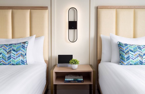 Calabasas Hotel | A Place You'll Surely Enjoy! 3 Comfortable Units, Dog-friendly, Onsite Pool
