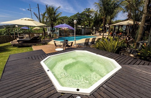 Praia da Armacao do Itapocoroi Apartamento | A pousada rustica de frente ao mar, exclusividade, descanso e lazer.