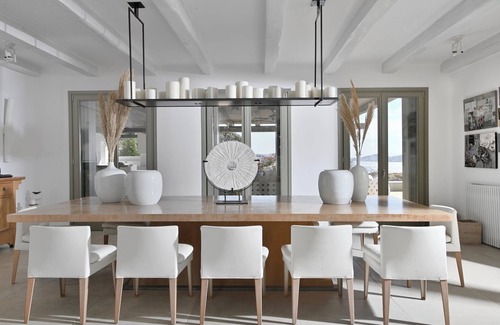 Tourlos Villa | A Premier Luxury Retreat in Mykonos!