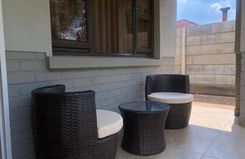 Harare Apartamento | A Pristine B B Located in Belvedere Harare - 2008