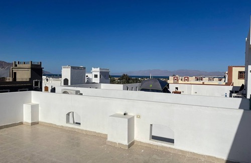 Dahab Apartamento | A private chamber with a rooftop, and a patio.