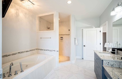 Leesburg Cabaña | A Private Luxury Retreat for Bridal Party or Weekend Escape