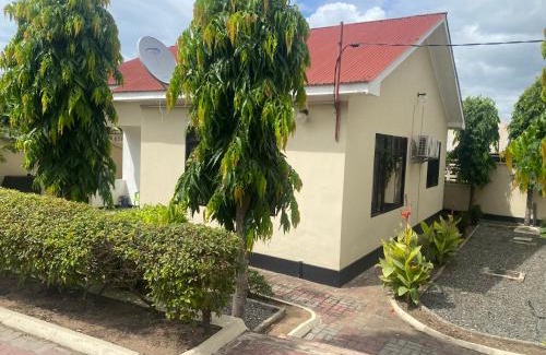 Dar es Salaam Casa | A private self contained room in a shared house