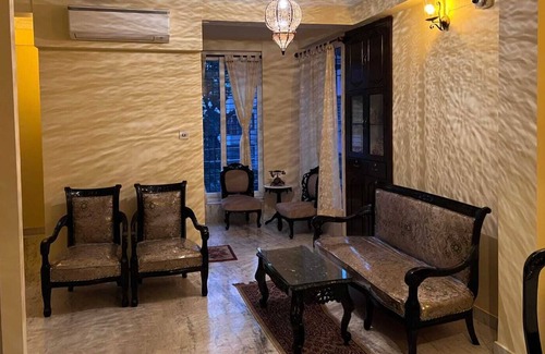 Kolkata Apartamento | A quaint and sublime 3BR/4BA duplex apartment