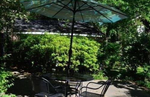 Greater Belhaven Casa | A Queen Ann style Victorian home in historic Belhaven neighborhood.