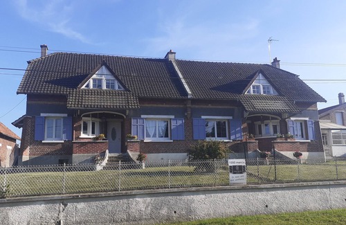 Quierzy Casa | Un quierzy 02300 GITES entero o solo a la habitación