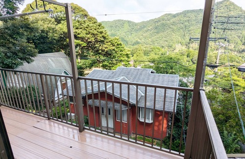 Ine Casa | A quiet house in the mountains. It is an 8-minute drive from the boathouse at Ine and a 25-minute drive from Amanohashidate. There is also a swimming beach nearby.