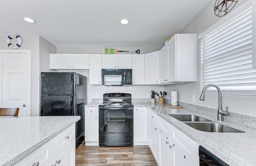 Gilchrist Casa | A Quietude - a 3 bedroom 2 bath home that sleeps 7