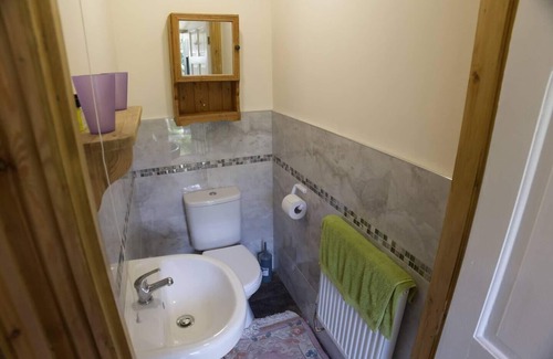 Crawcrook Cabaña | A Unique Cottage that's also a Vintage Shop!
