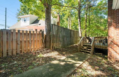 Northeast Raleigh Casa | A Raleigh Getaway: The Ultimate Family Oasis! Pet-Friendly & 15 Mins to DWNTN