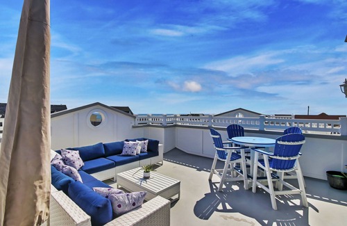 North Wildwood Condominio | A RARE FIND in old New Jersey Ave Entertainment District! Great for fun family