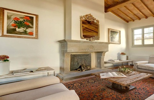 Impruneta Casa | A RARE STAY AT A 14TH - CENTURY HISTORICAL ESTATE ON THE EDGE OF FLORENCE