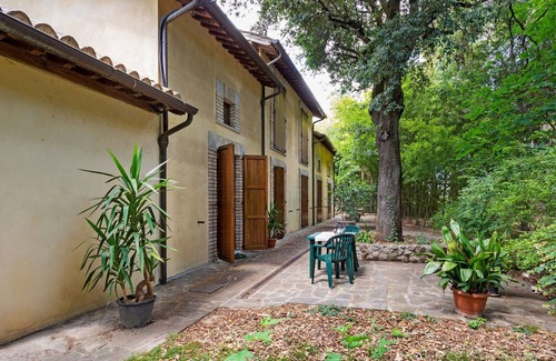 Perugia Apartamento | Impresionante Apartamento en Perugia con Piscina Compartida
