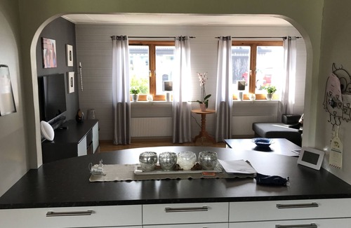 Halmstad Casa | Una casa relajante y espaciosa que invita!