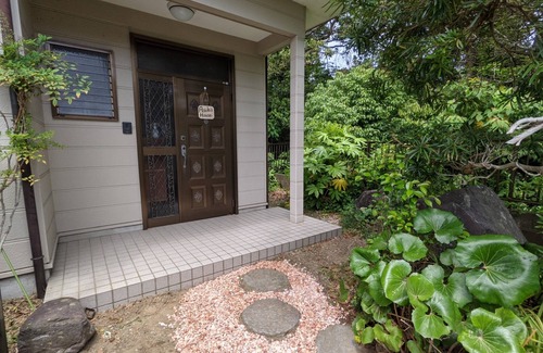 Shirako Casa | A rental villa with a large garden near Kujukuri B / Chosei-gun Chiba