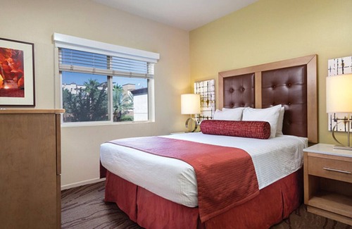 Enterprise Complejo | A resort close to airport, shuttle to the city and LAZY RIVER and full kitchen
