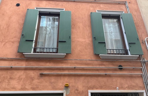 Sud-Est Apartamento | A room with a view inside Verona old town, few steps from the Arena!