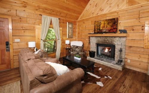 Gatlinburg - Pigeon Forge Villa | A Secret Romance