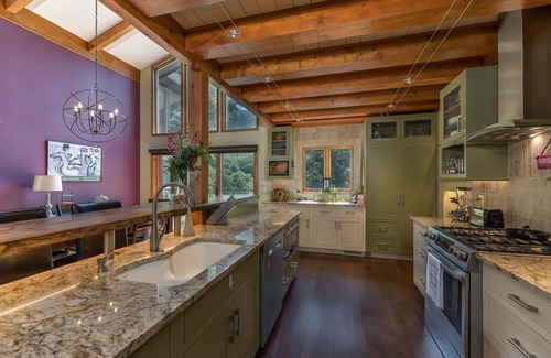 Lake Lure Casa | un lago sereno para reunirse con familiares y amigos y relajarse por completo