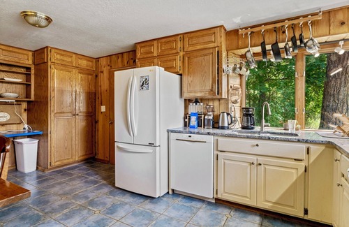 Arlee Casa | A serene, rustic farmhouse nestled on the banks of the Jocko River. Perfect for nature lovers, this cozy getaway offers peace, privacy, and stunning outdoor spaces to immerse yourself in the beauty of Montana.