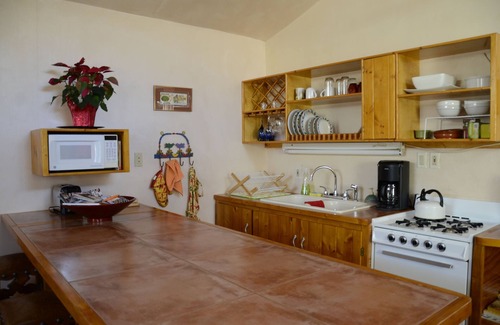 Taos Cabaña | ¡Celebra las maravillas de invierno en el centro de Taos!