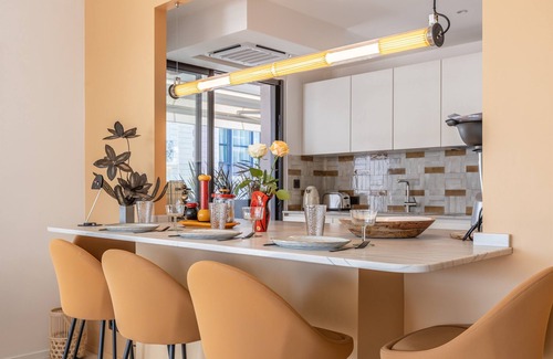 Cannes City Centre Apartamento | A short stroll to Palais/Beach, Terrace & Seaview