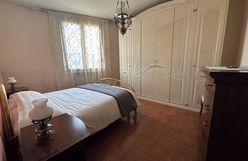 Reggio nell'Emilia Apartamento | A short walk from the historic center and the RCF Arena concert hall