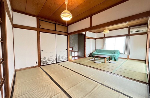 Kofu Casa | A single house rental inn overlooking vineyards, perfect for a wine trip.
