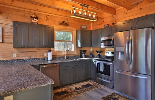 Almond Cabina | A Slipper Slope mountain cabin