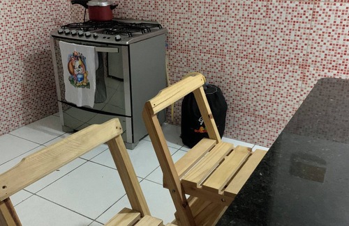 Araruama Casa | A street by the bus station, with air conditioning.