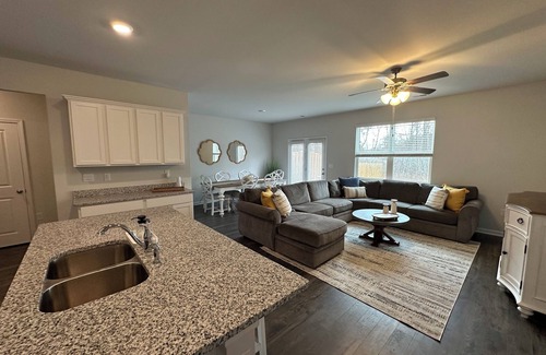 Peach Orchard Casa | A Stroke Above the Rest in Hephzibah